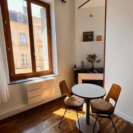 Centre Renove Et Equipe 낭시