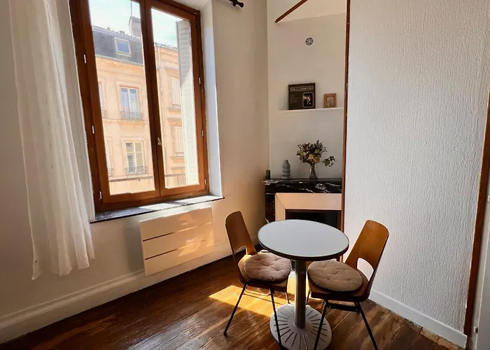 Centre Renove Et Equipe 南锡